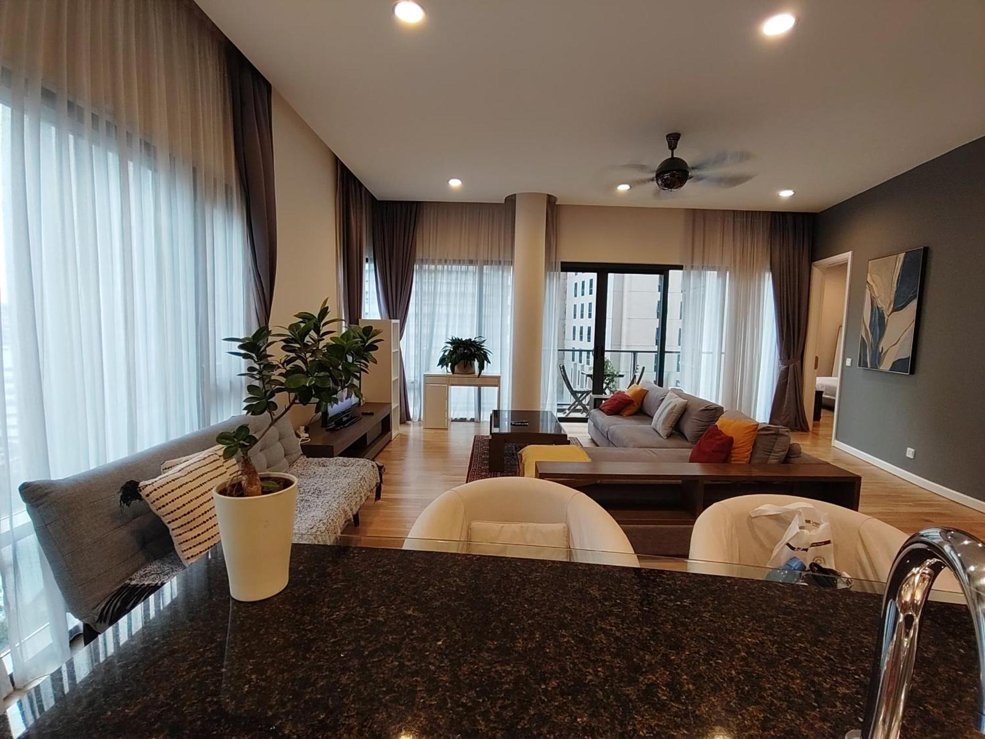 Stylish Large 3guests 1br St Mary Residences Apartment *