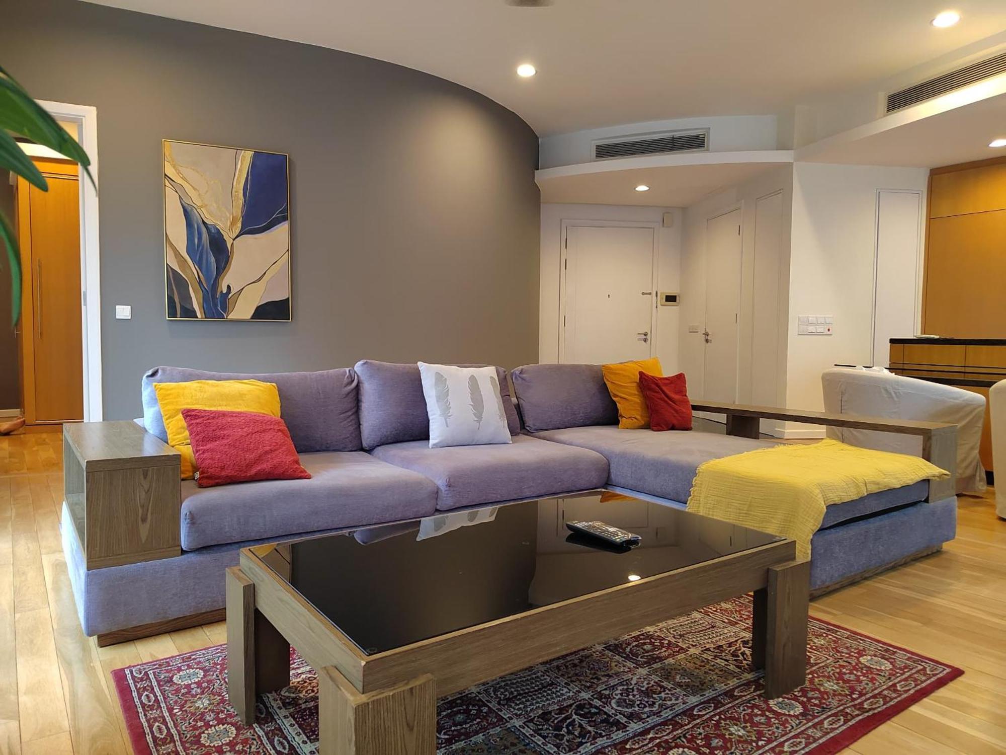 Stylish Large 3guests 1br St Mary Residences
