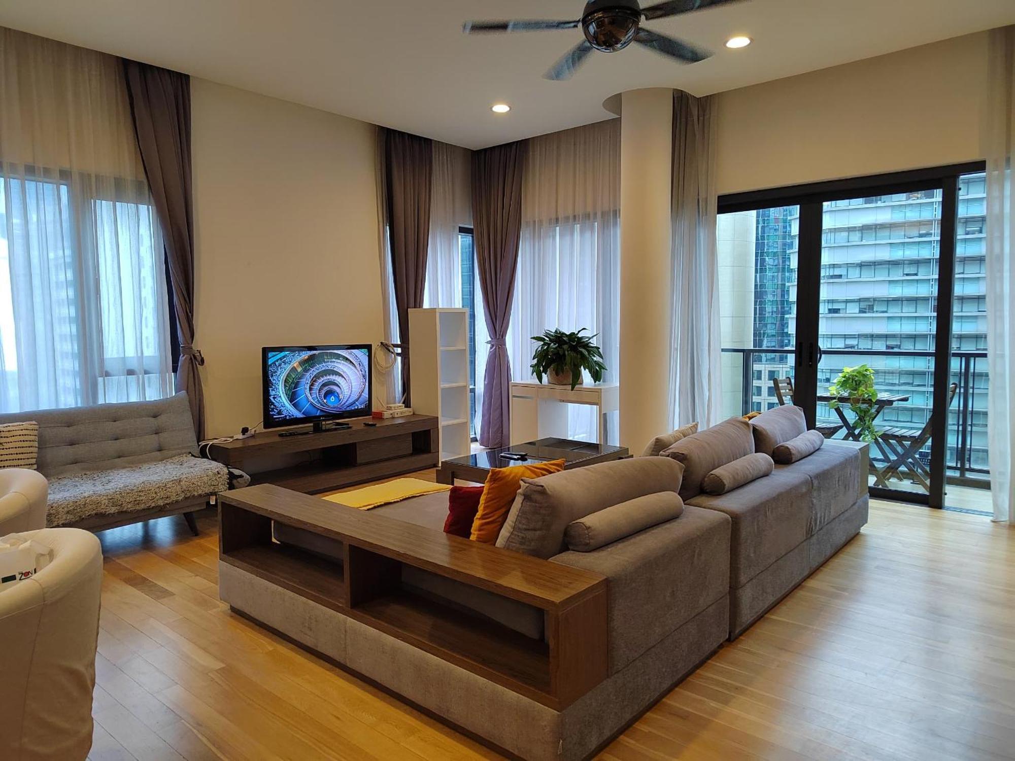 Stylish Large 3guests 1br St Mary Residences Apartment